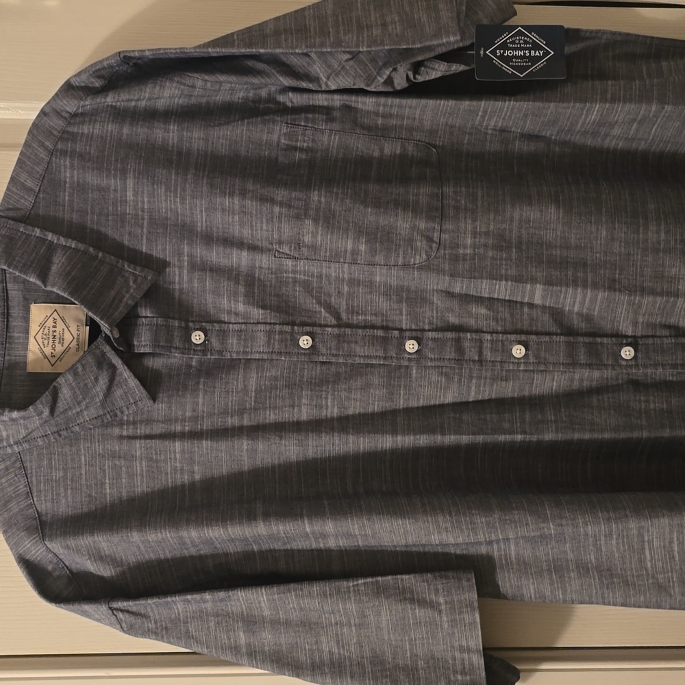 ST. JOHN'S BAY BRAND MENS BIG & TALL BLUISH GRAY SHORT SLEEVES FRONT BUTTON 2XLT